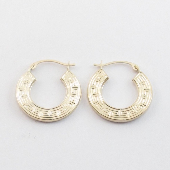 NWT 18k gold hoop snap closure earrings - Picture 4 of 17
